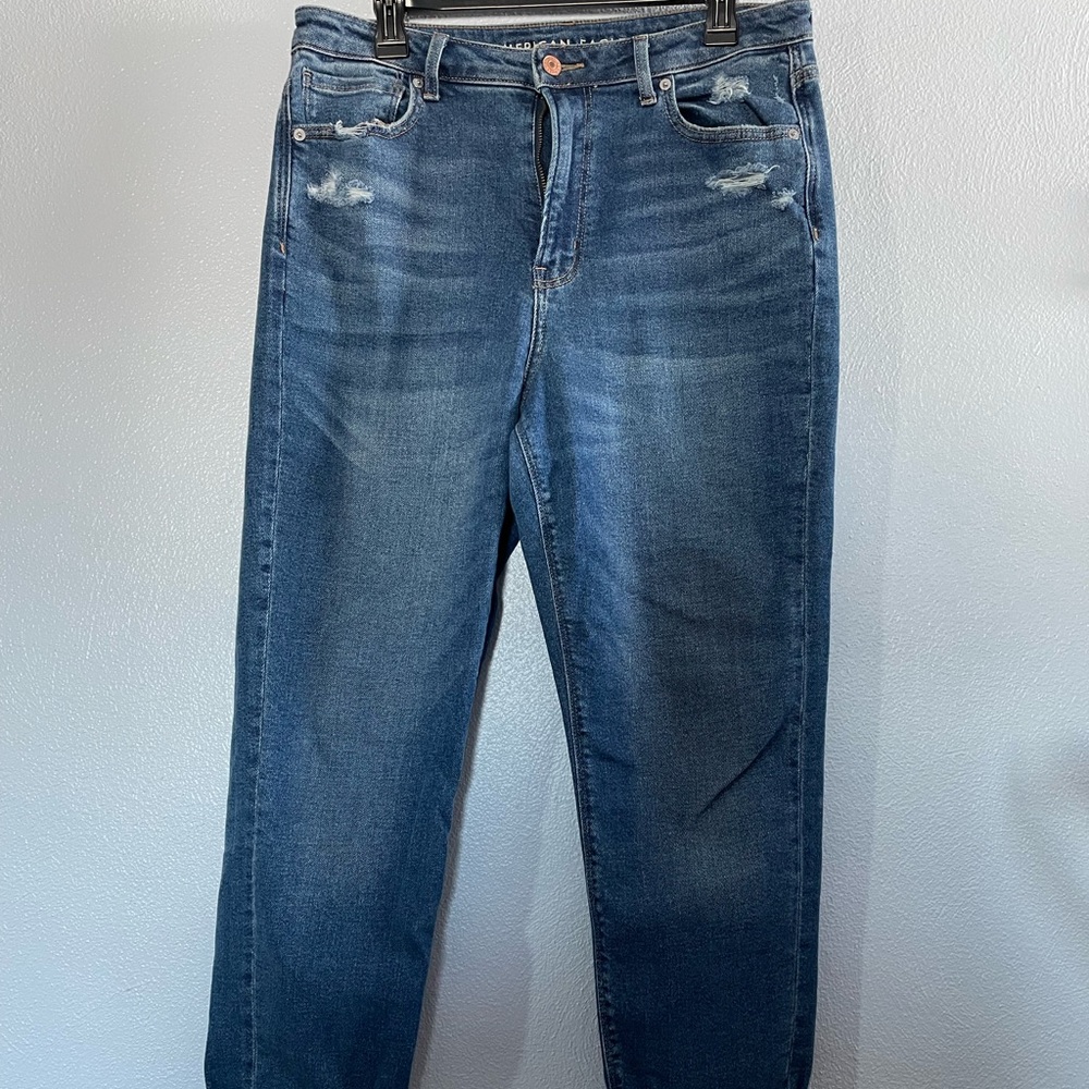 American Eagle Medium Wash Mom Jean 12 Regular